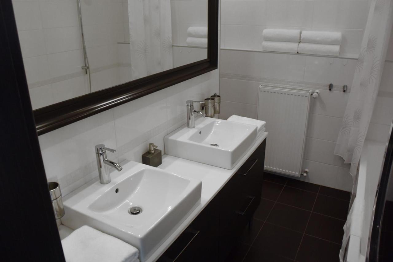 شقة ديشين  في Apartman Dc2 المظهر الخارجي الصورة